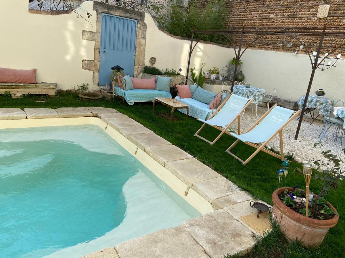 Maison 1823 - Suites De Charme A Garons Bagian luar foto
