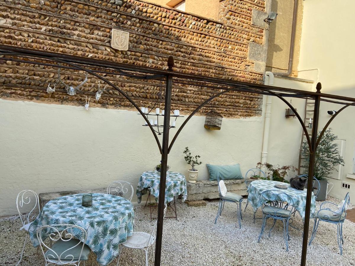 Maison 1823 - Suites De Charme A Garons Bagian luar foto